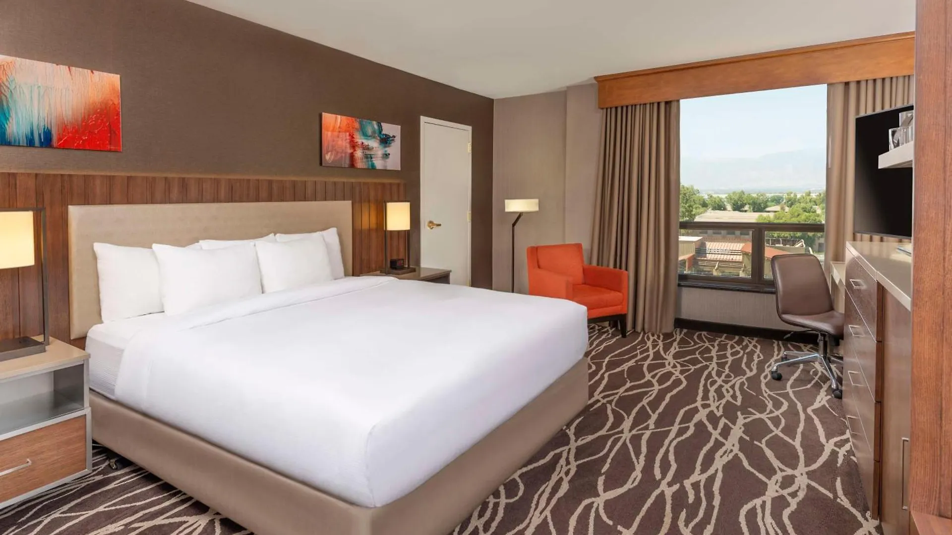 Doubletree By Hilton San Bernardino Hotel