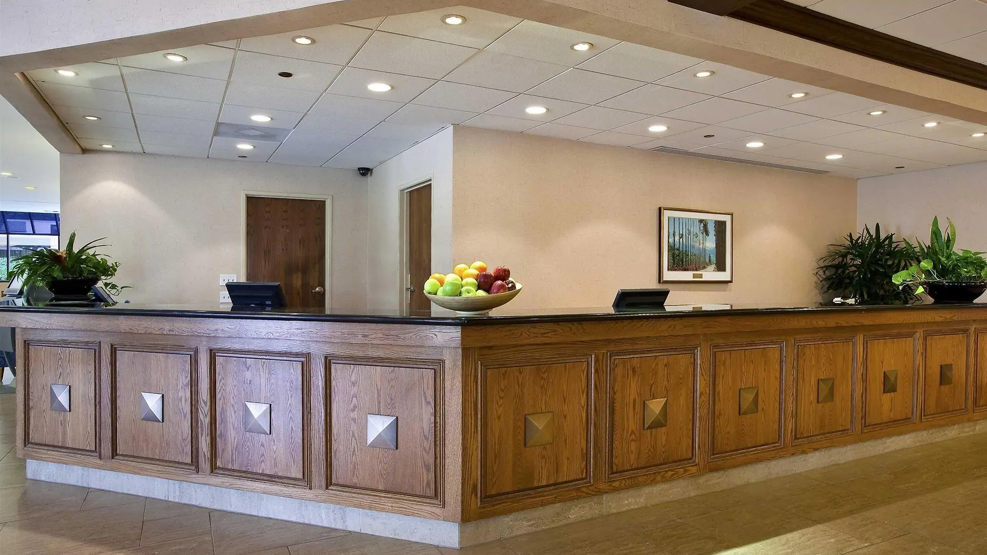 Doubletree By Hilton San Bernardino Hotel 4*,